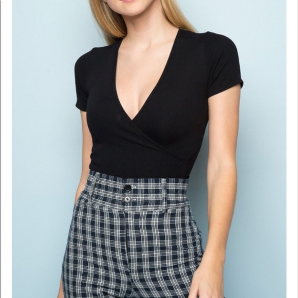 Brandy Melville Tops - Brandy Melville Maxine bodysuit